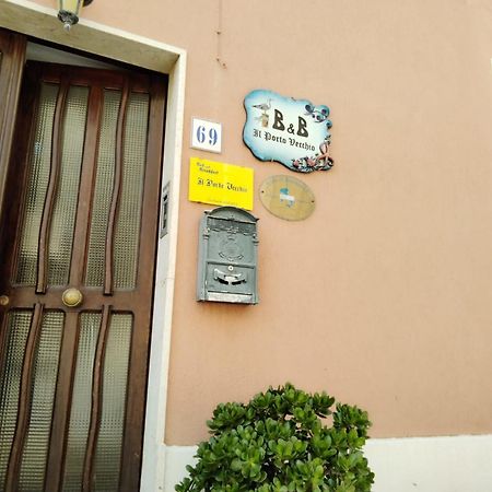 B&B Guest House Il Porto Vecchio Стинтино Екстериор снимка