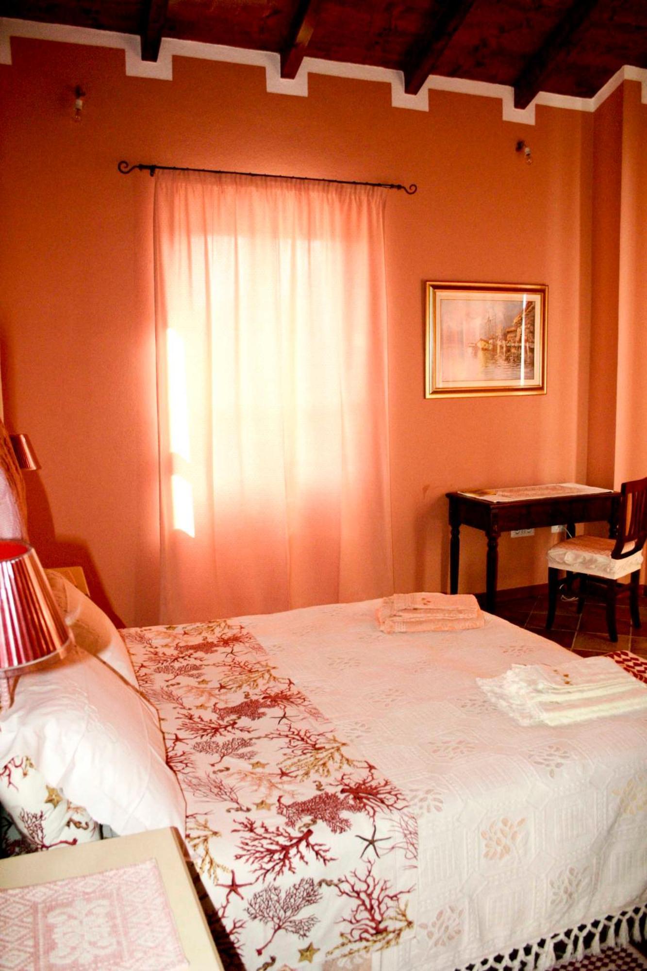 B&B Guest House Il Porto Vecchio Стинтино Стая снимка