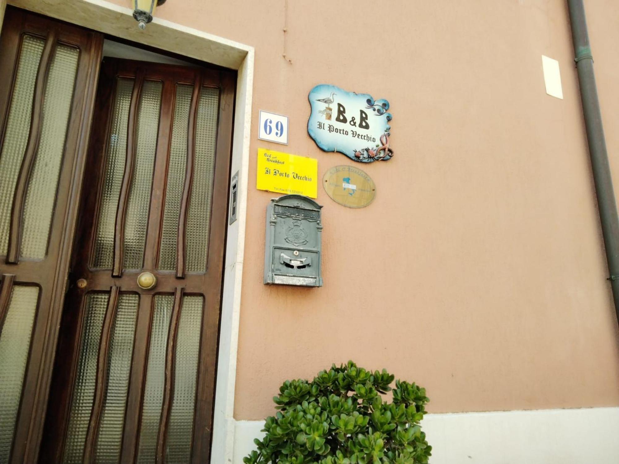 B&B Guest House Il Porto Vecchio Стинтино Екстериор снимка